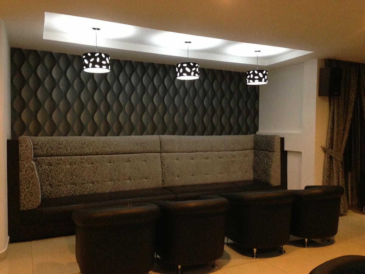 Airport Plaza Hotel 주바 외부 사진